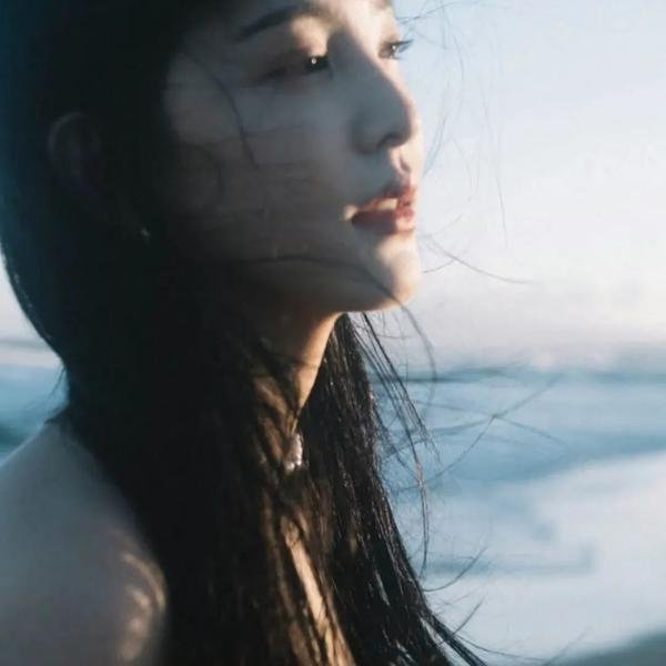 抓痕和乌鸦